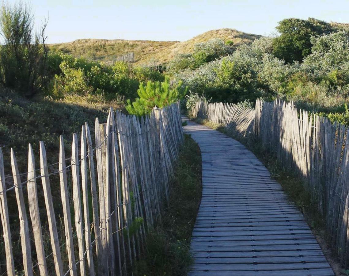 Derrière la plage : suite, patio et pergola Le Bois-Plage-en-Ré Extérieur photo